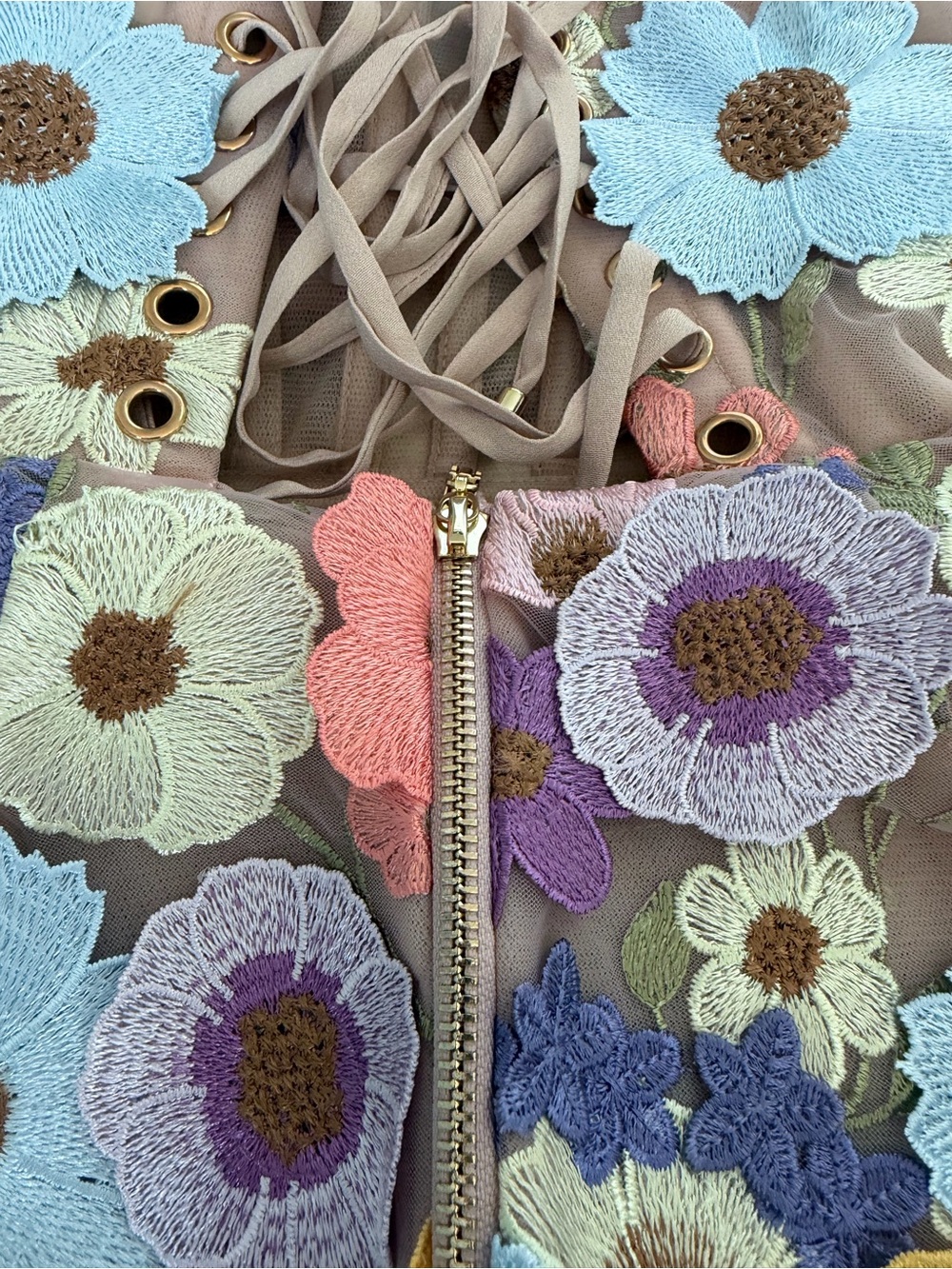 Bronx and Banco Maraya Bouquet Minidress - Picture 11 of 11